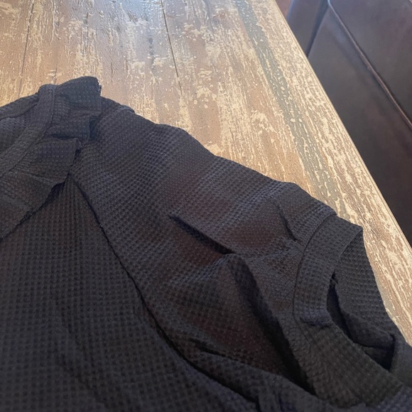 Sold - Picture 3 of 7